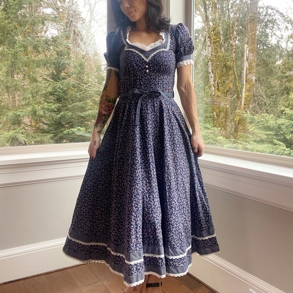 GUNNE SAX Vintage Jessica McClintock Navy Blue Floral Print Prairie Dress - Picture 1 of 16